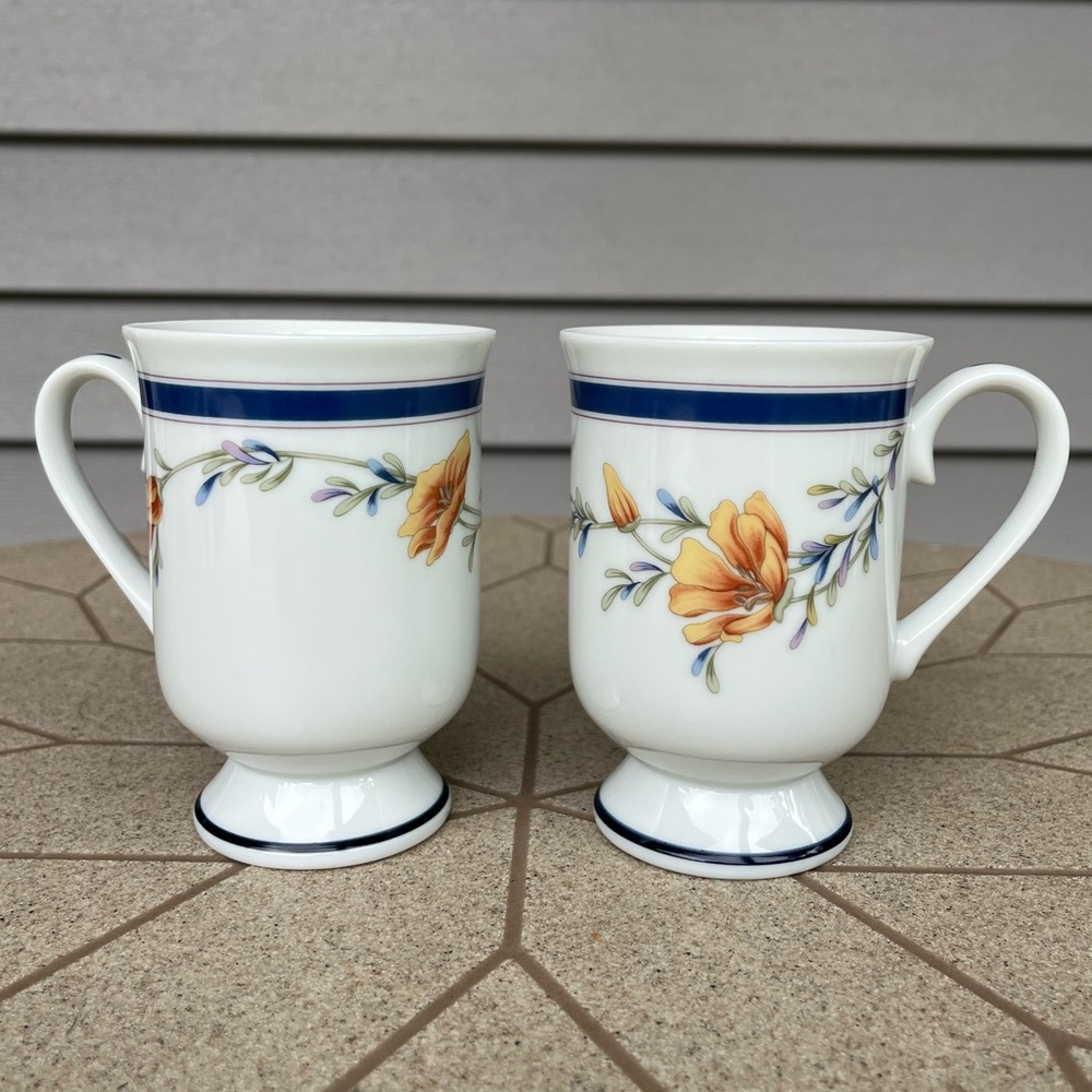 2 Princess House Footed Porcelain California Poppy Mugs, New without box